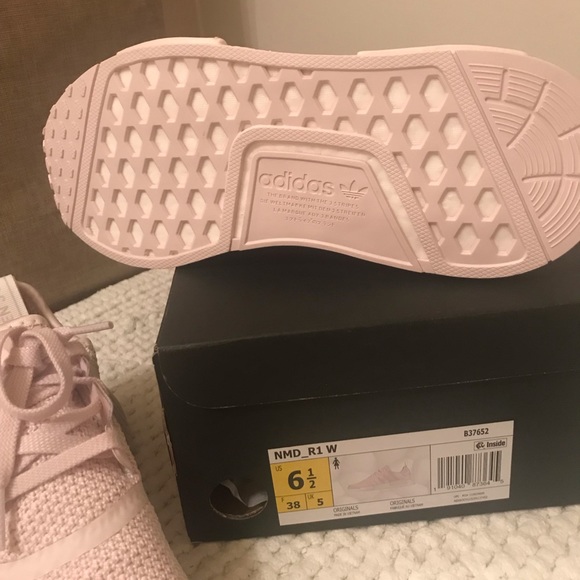 Sold- New NMD R1 Orchid Pink - Picture 4 of 6